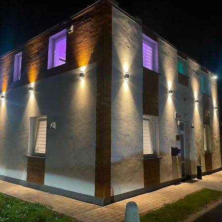#4 Tgha Luxury One Bedroom Apartment In アスローン エクステリア 写真